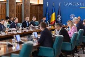 Mediul de afaceri, ţinta noilor impozite şi taxe propuse de guvernul Bolojan